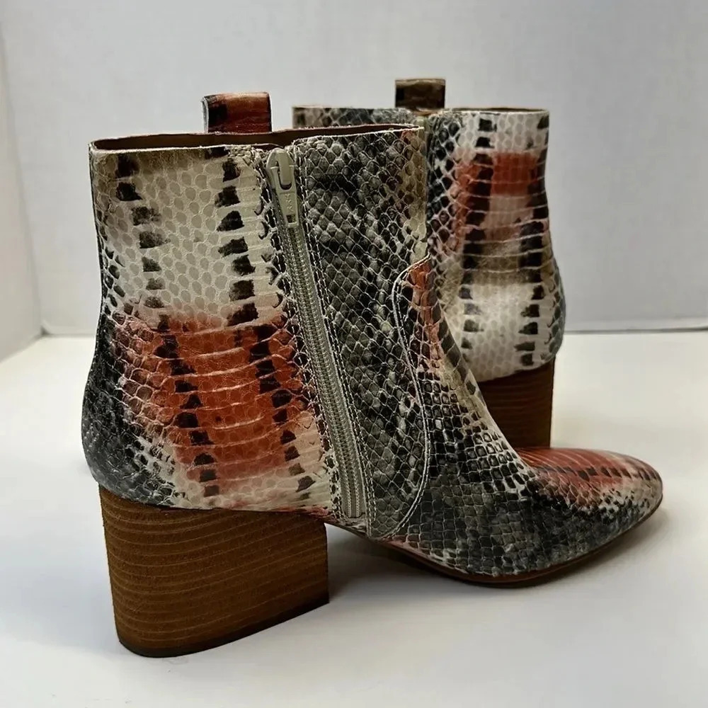 Korks Leland Boots Ankle Booties Leather Heeled Snake Print Brown Tan Size 8.5 - Picture 7 of 11